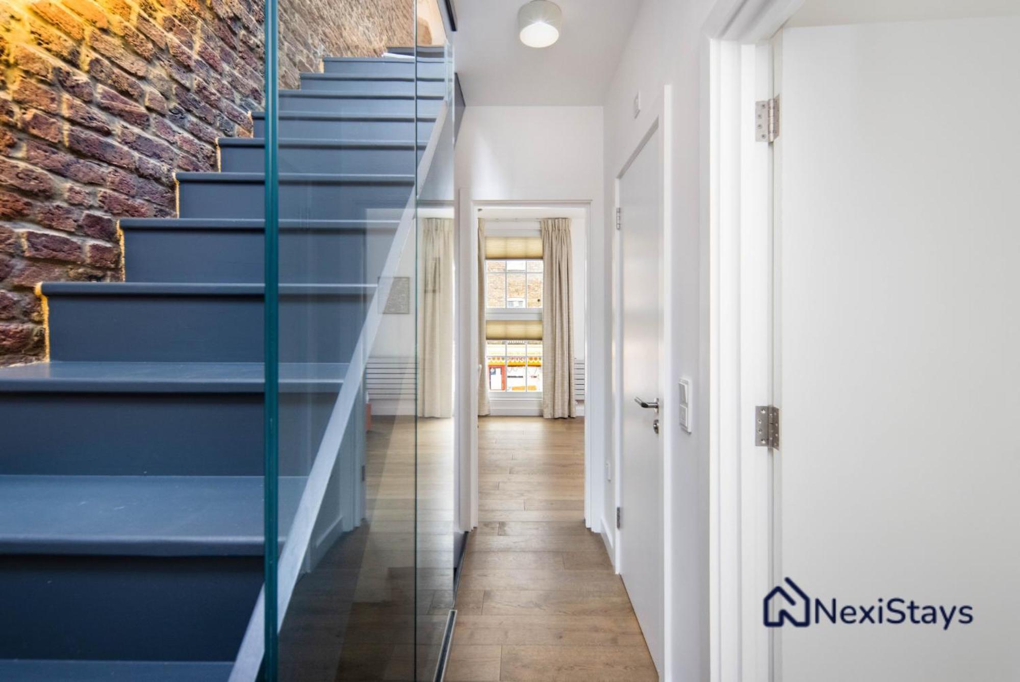 1 Min Walk To Euston Station, Modern Townhouse Apartamento Londres Exterior foto