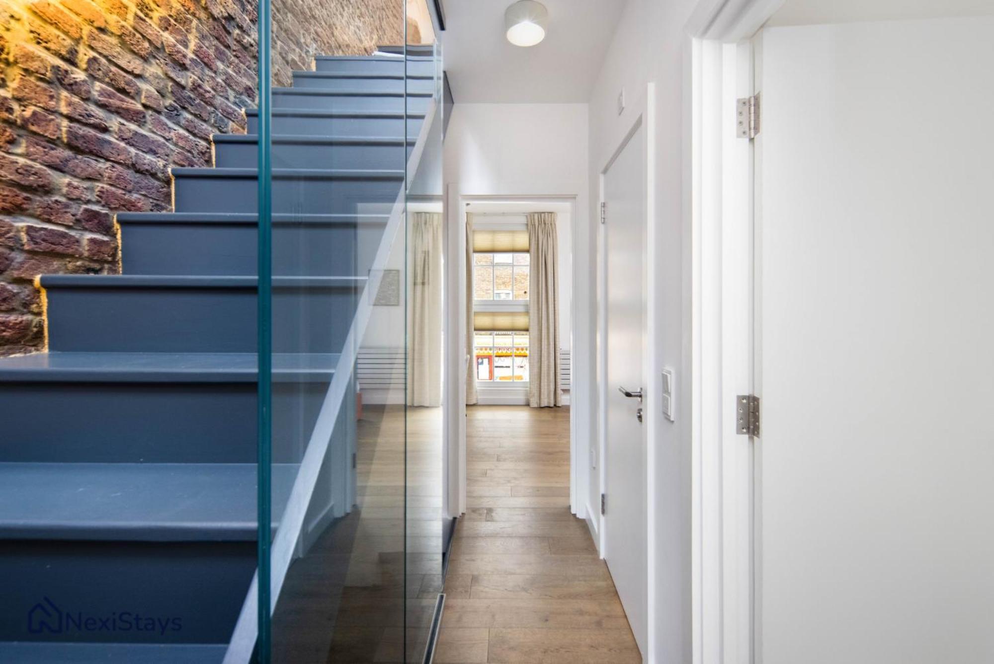 1 Min Walk To Euston Station, Modern Townhouse Apartamento Londres Exterior foto
