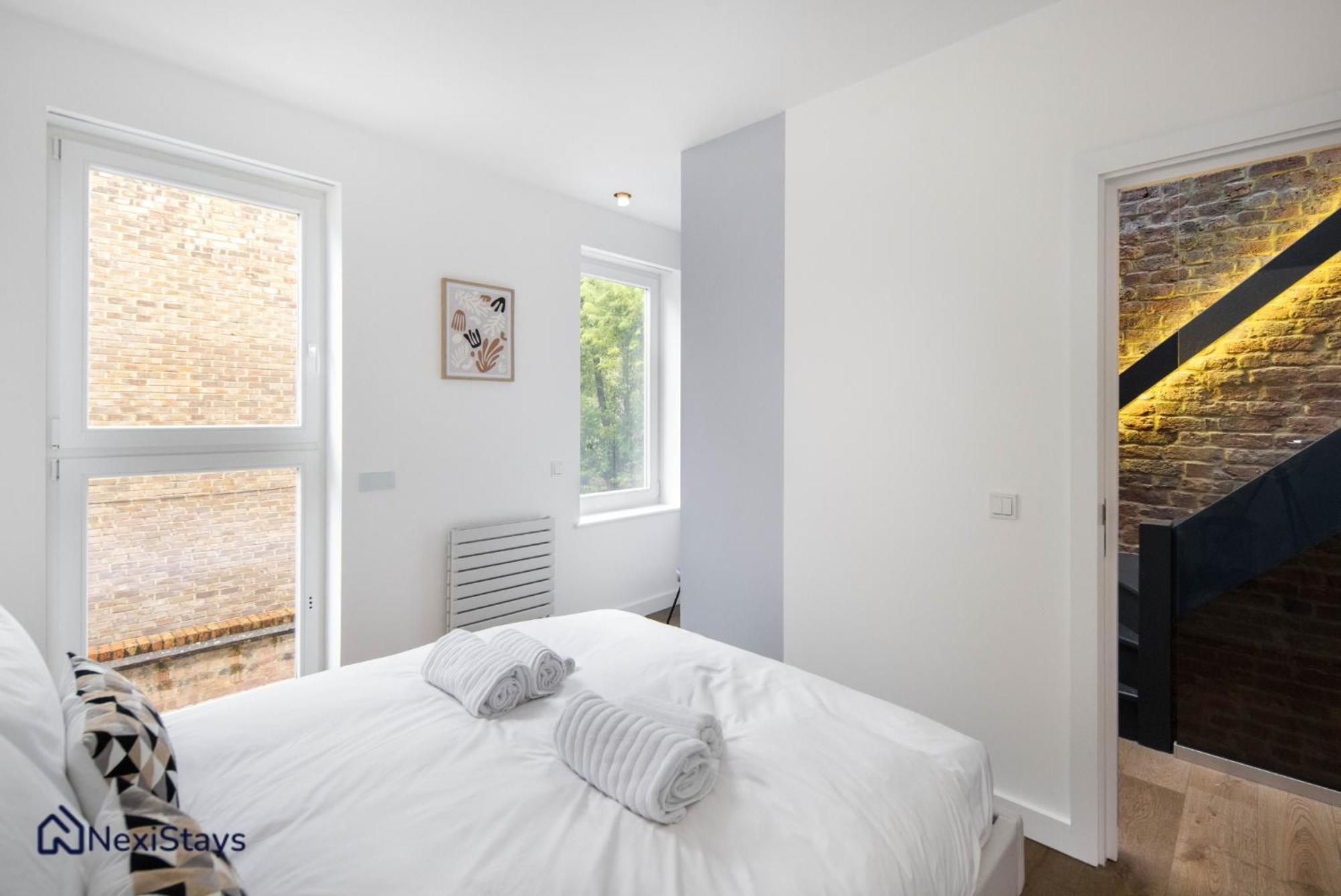 1 Min Walk To Euston Station, Modern Townhouse Apartamento Londres Exterior foto