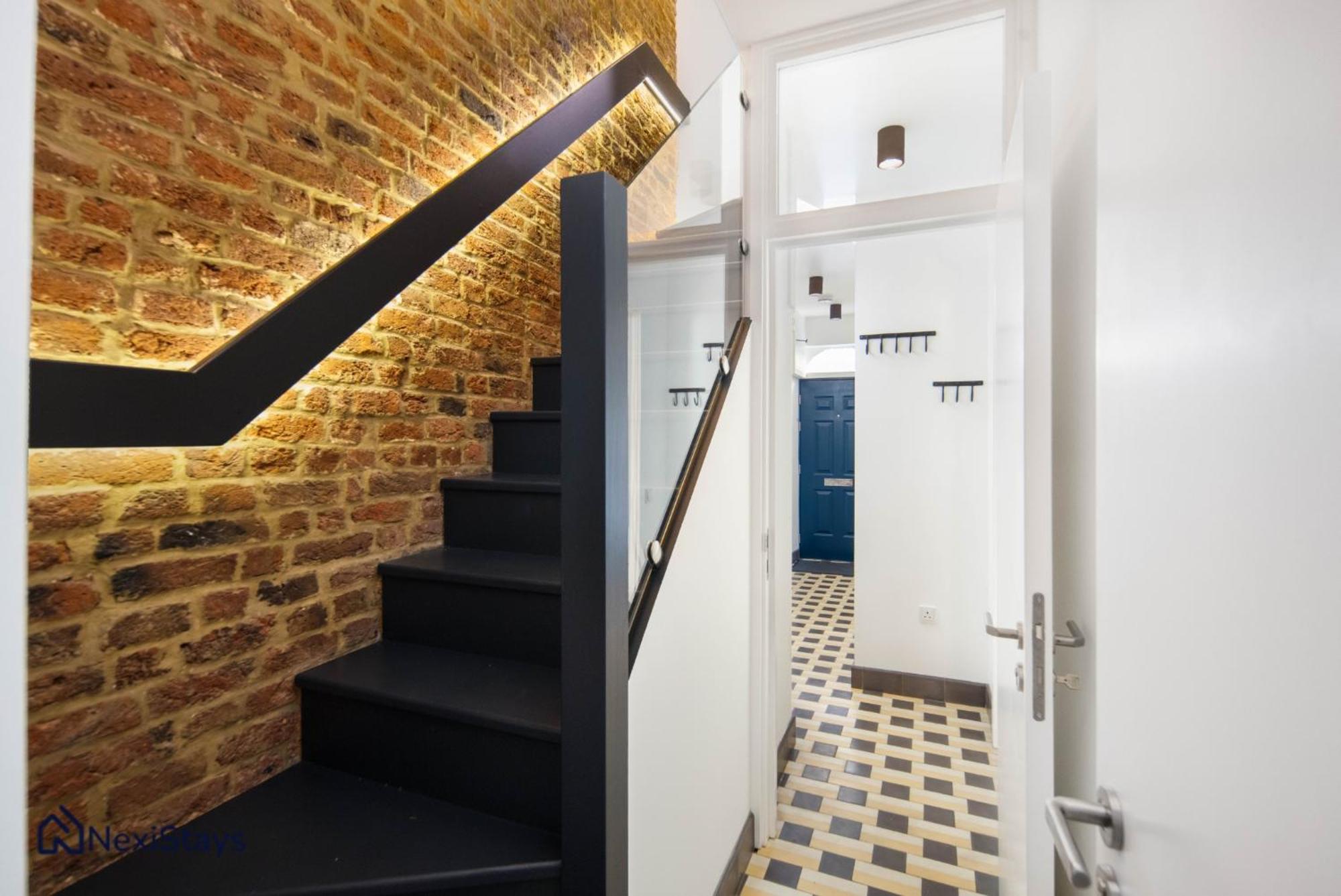1 Min Walk To Euston Station, Modern Townhouse Apartamento Londres Exterior foto