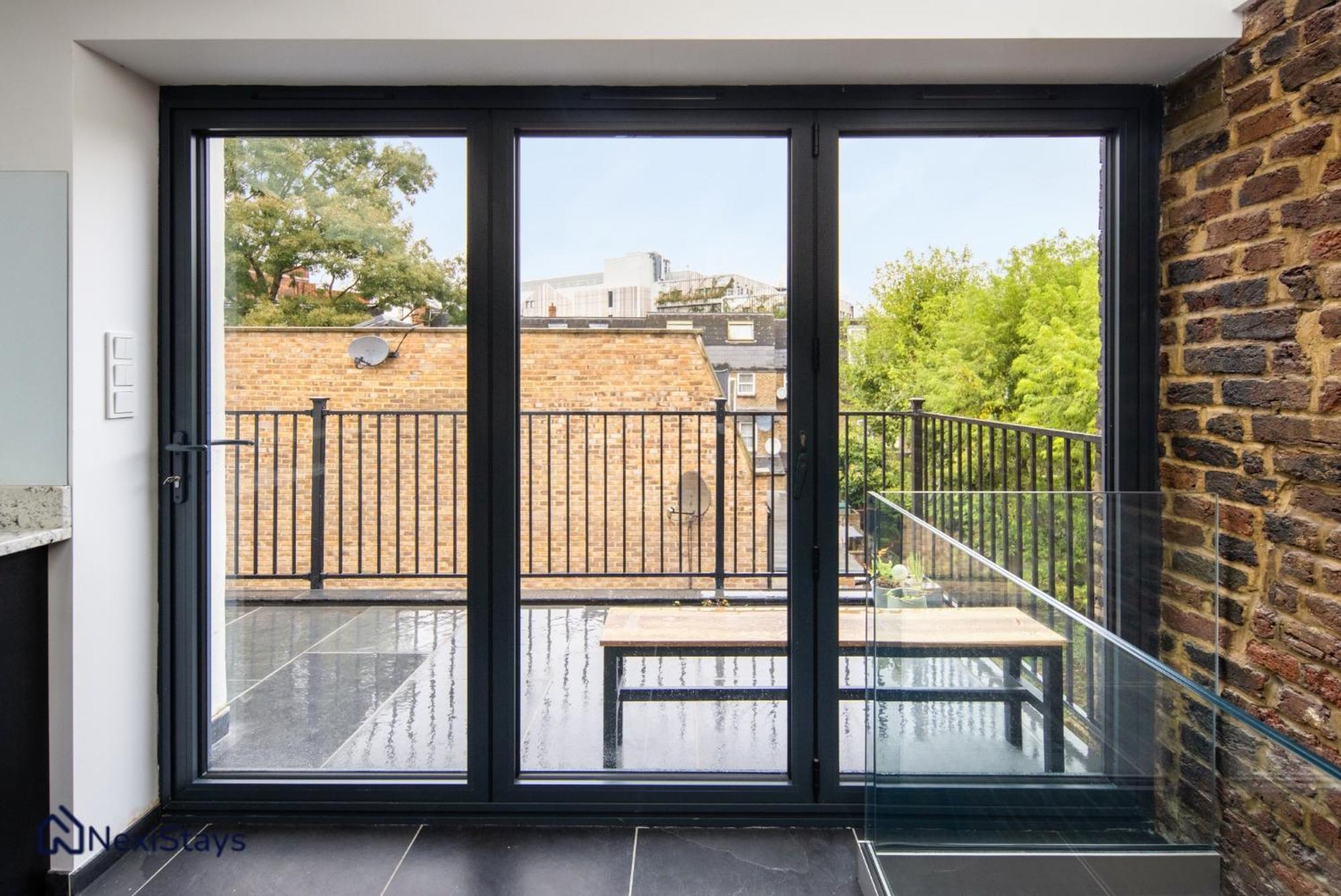 1 Min Walk To Euston Station, Modern Townhouse Apartamento Londres Exterior foto