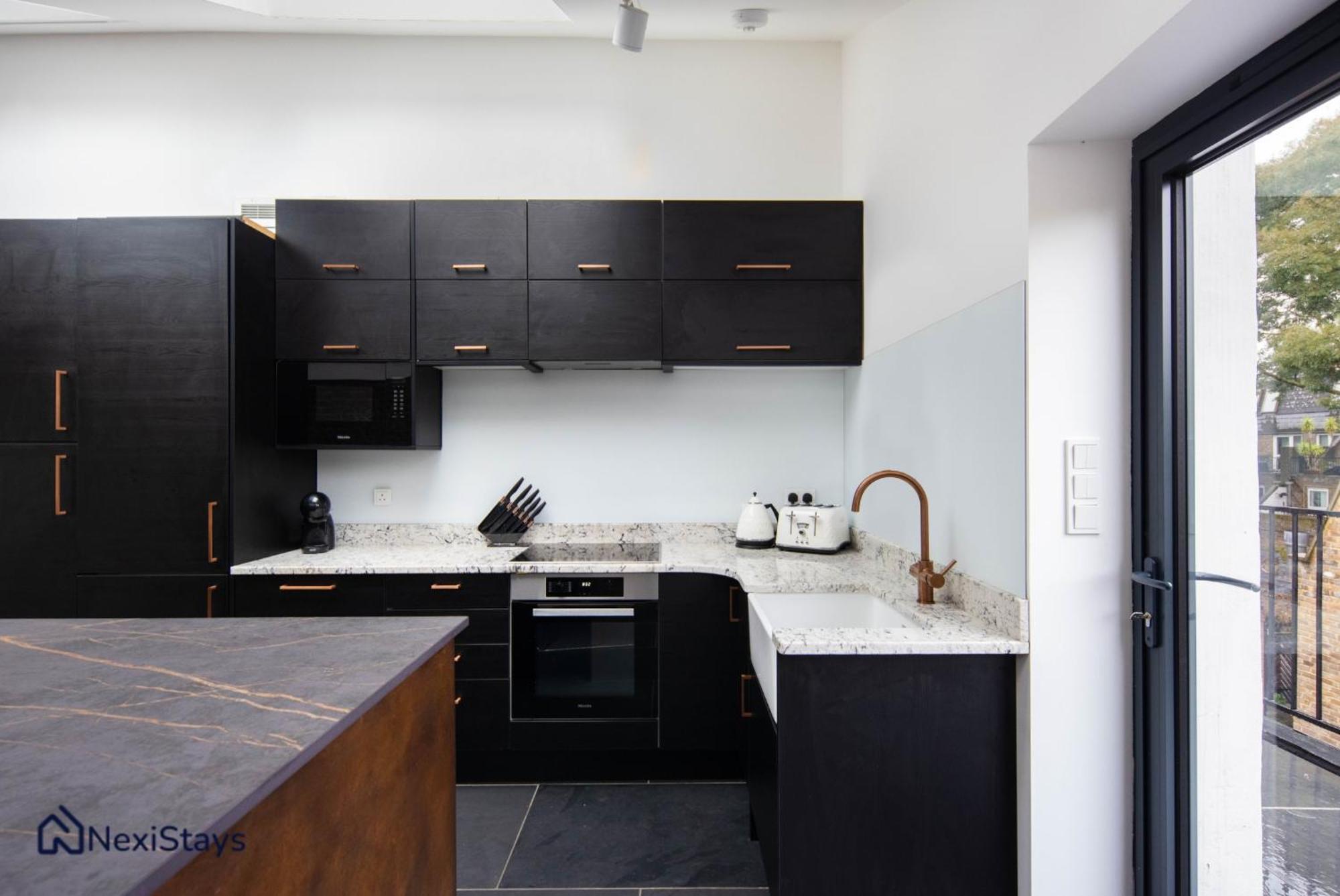 1 Min Walk To Euston Station, Modern Townhouse Apartamento Londres Exterior foto