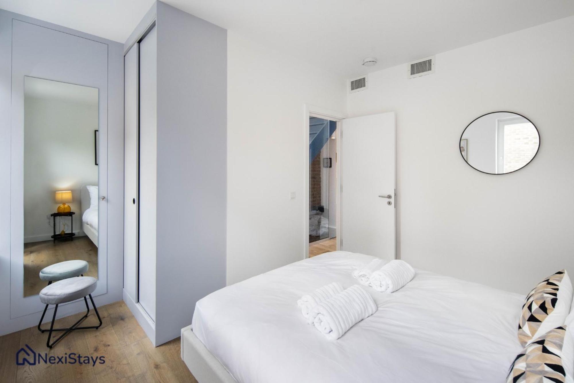 1 Min Walk To Euston Station, Modern Townhouse Apartamento Londres Exterior foto